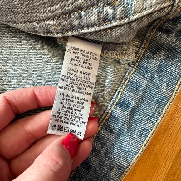 Altar’d State | Women’s light denim jacket with slight distressing - Picture 5 of 16